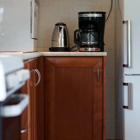 Glyfada || * Parálion Ástros