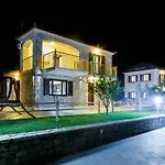 Glyfada || Tatil Evi