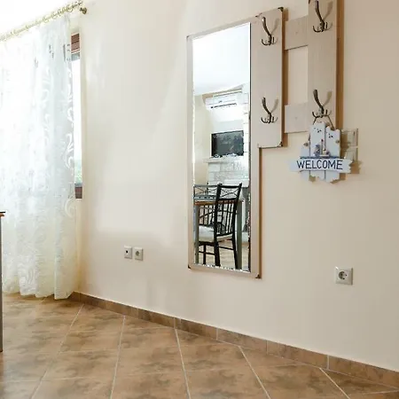 Glyfada || Tatil Evi