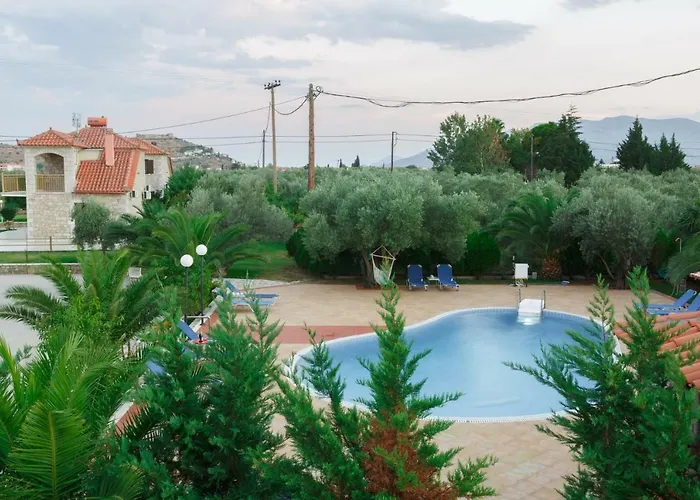 Glyfada || * Parálion Ástros